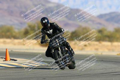 media/Jan-09-2022-SoCal Trackdays (Sun) [[2b1fec8404]]/Turn 14 (10am)/